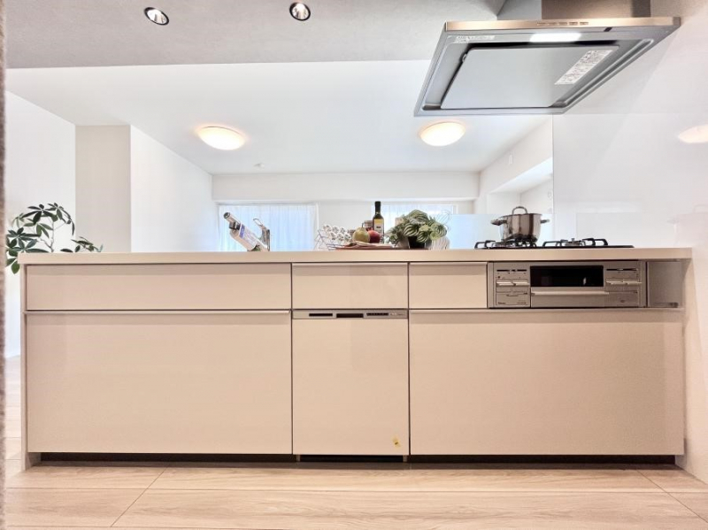 �L�b�`���@���������Ȃ��炲�Ƒ��Ƃ̉�b���y���߂�ΖʃJ�E���^�[�L�b�`��  