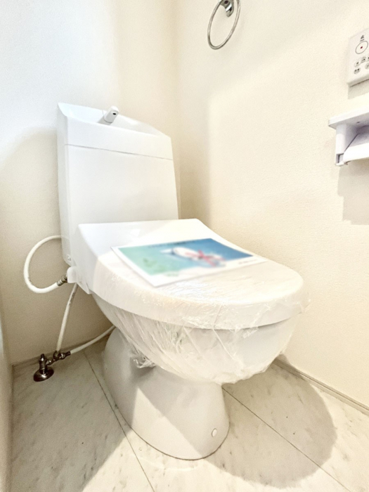 �g�C���@�g�C����1�K��2�K���ꂼ��ɔz�u����Ă��ĂƂĂ��֗��ł��B 