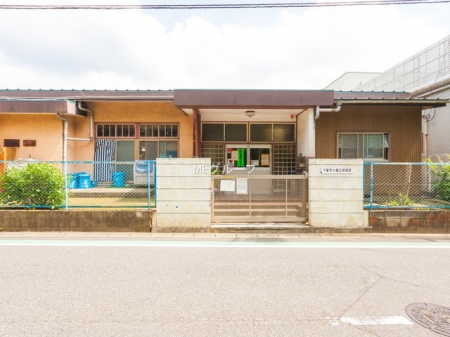 周辺環境　小学校 1584m 千葉市立桜木小学校(お子さまも元気に登校！小学校まで徒歩20分！)